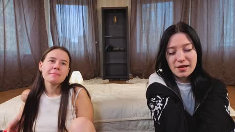 Snapshot of lookatmehabibi_ chatting on October 2025 04:40:01 AM Adele Ellie and Lou Sally Dana and Bonnie online show from October 2025 04:40:01 AM