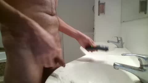 Snapshot of lookingforfun452344 chatting on January 2025 12:10:01 PM Robin online show from January 2025 12:10:01 PM