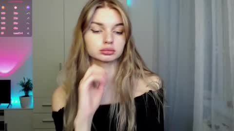 Luna online show from December 2025 07:14:02 AM