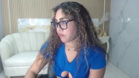 loola_s online show from July 2026 12:19:02 PM
