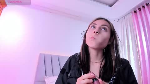 Loly online show from September 2025 01:01:01 PM