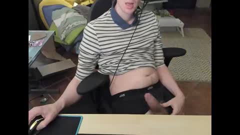 Snapshot of loomie chatting on February 2026 05:16:02 PM loomie online show from February 2026 05:16:02 PM