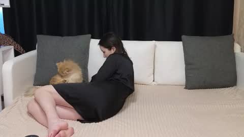 Jean and Isa right couple Mark and Eva left couple online show from October 2025 10:48:01 AM