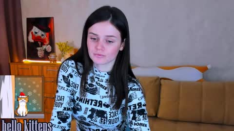 Snapshot of lora_cain chatting on December 2024 03:59:02 PM Lora Cain online show from December 2024 03:59:02 PM