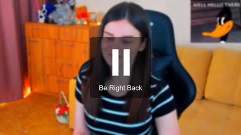 Snapshot of lora_cain chatting on December 2024 11:10:02 PM Lora Cain online show from December 2024 11:10:02 PM