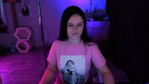 Lora Cain online show from June 2026 01:12:01 PM