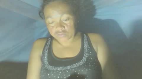 Snapshot of lorahvane chatting on January 2026 01:42:02 AM LorahVane online show from January 2026 01:42:02 AM