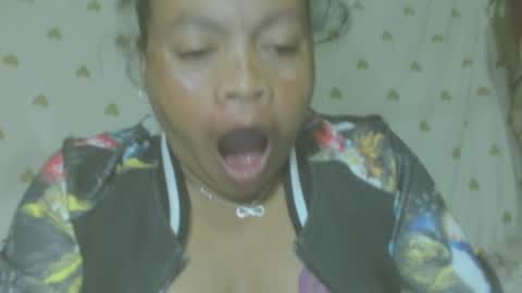 LorahVane online show from July 2026 06:47:01 PM