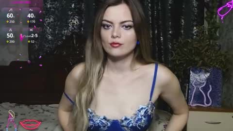 Alina online show from December 2025 09:35:01 PM