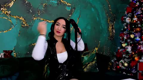 Snapshot of lorawarnner chatting on December 2024 05:16:02 AM Miss online show from December 2024 05:16:02 AM