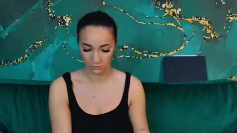 Snapshot of lorawarnner chatting on February 2025 05:45:01 PM Miss online show from February 2025 05:45:01 PM