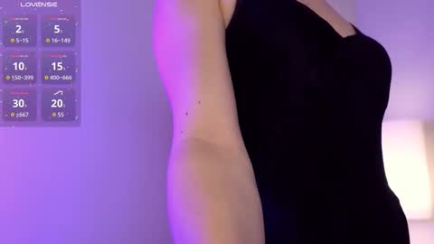 Snapshot of loren_daze chatting on February 2026 07:13:01 AM Loren online show from February 2026 07:13:01 AM