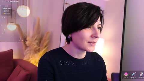 Snapshot of loren_daze chatting on February 2026 07:56:02 AM Loren online show from February 2026 07:56:02 AM