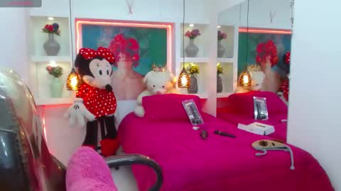 lore online show from February 2025 02:49:01 AM