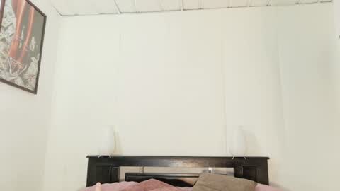 Loretahorny25 online show from July 2026 11:06:01 AM