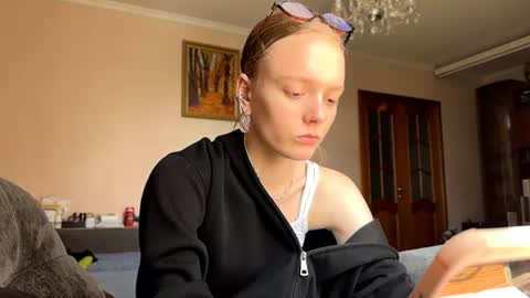 loretarobey online show from July 2026 09:59:02 AM