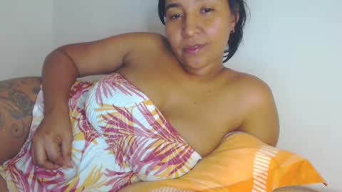 Snapshot of loretta_ chatting on December 2024 12:39:01 AM Loretta Gmez online show from December 2024 12:39:01 AM