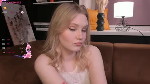 Alice online show from March 2025 10:27:02 PM