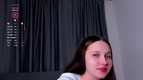 Snapshot of loribis chatting on October 2025 01:46:02 PM Mia online show from October 2025 01:46:02 PM