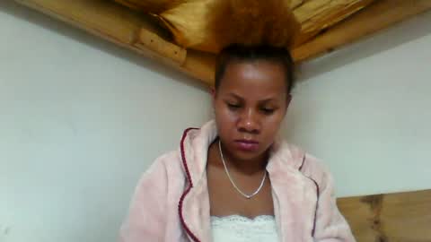Lorienne online show from July 2026 12:08:01 PM