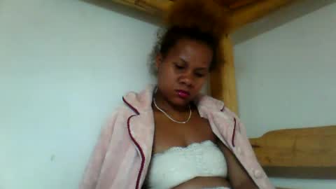 Lorienne online show from July 2026 12:13:01 AM