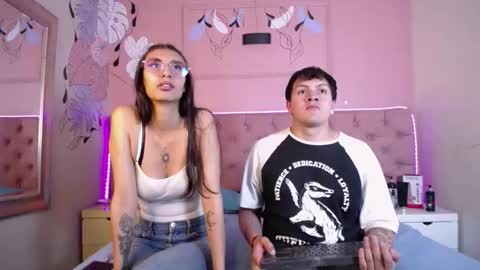 Snapshot of los_inquietos chatting on December 2025 08:37:02 PM Los inquietos online show from December 2025 08:37:02 PM