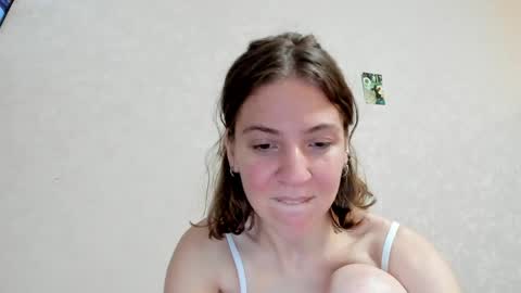 Snapshot of lost_moon chatting on May 2026 06:57:02 PM lost_moon online show from May 2026 06:57:02 PM