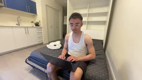 lostpuppyboy online show from October 2025 09:32:01 AM