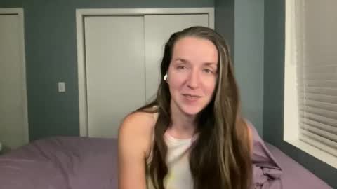 lothlori online show from May 2026 12:49:02 AM