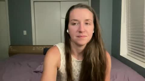 lothlori online show from May 2026 12:39:01 AM