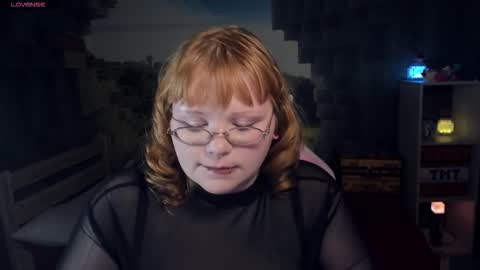 Snapshot of lottieparker chatting on December 2025 04:36:01 PM Lottie online show from December 2025 04:36:01 PM