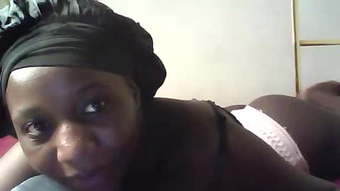 lotty_lavilla online show from July 2026 12:02:01 AM