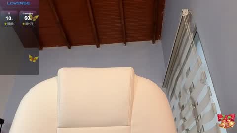  Lou Rosse  online show from December 2024 08:16:01 PM