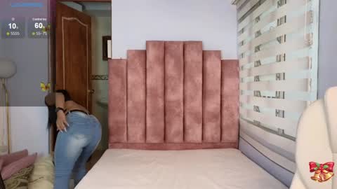  Lou Rosse  online show from December 2024 09:37:01 PM