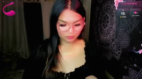 Snapshot of louheart chatting on June 2026 09:23:02 AM Sweet online show from June 2026 09:23:02 AM