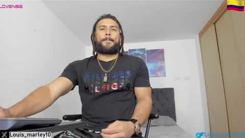 Snapshot of louis_marley_ chatting on February 2025 01:02:01 AM louis_marley_ online show from February 2025 01:02:01 AM