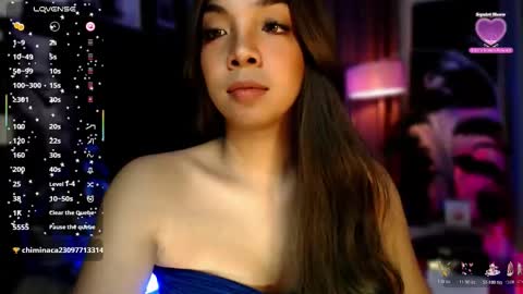 Snapshot of louisassy chatting on December 2025 01:58:01 AM Louisa online show from December 2025 01:58:01 AM