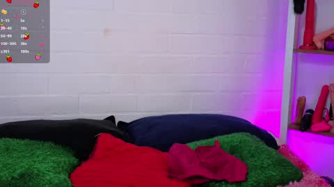  LouIse  online show from May 2026 06:27:01 PM