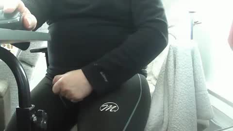 loumtl3 online show from February 2025 03:32:02 PM