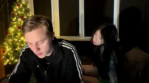 Mary and Tom online show from January 2026 12:21:01 PM