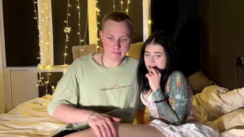 Snapshot of love4couple chatting on March 2026 02:35:02 PM Mary and Tom online show from March 2026 02:35:02 PM