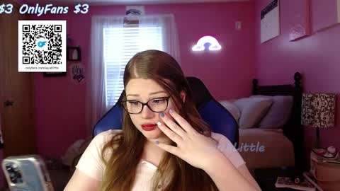 Snapshot of love4layla chatting on January 2025 05:42:02 PM Laylah Little online show from January 2025 05:42:02 PM