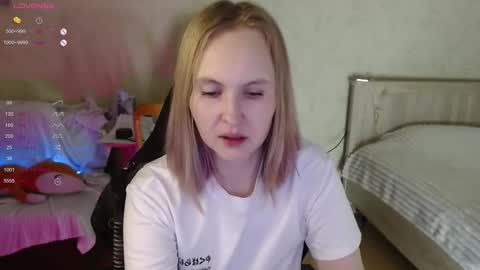 Snapshot of love_agatha chatting on November 2025 03:08:02 AM Agatha online show from November 2025 03:08:02 AM