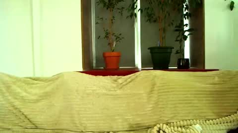 Cute face online show from February 2025 03:48:01 AM