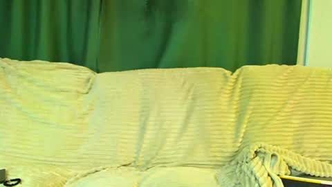 Cute face online show from July 2026 01:52:01 AM