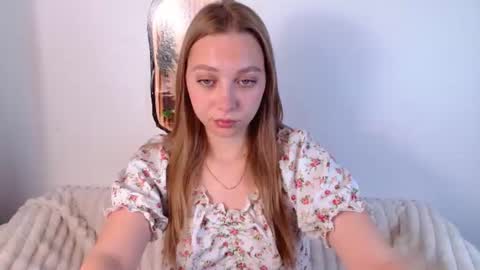 love bella  online show from June 2026 12:02:02 AM
