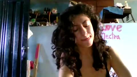 love_electra online show from November 2025 01:15:01 PM
