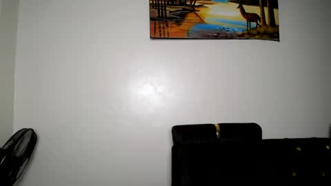 Snapshot of love_miah chatting on September 2025 02:04:02 AM Miah online show from September 2025 02:04:02 AM