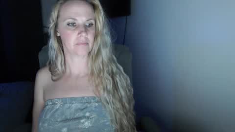 LoVe On  online show from March 2026 02:24:02 AM