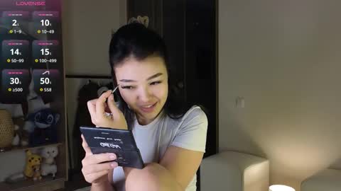 Snapshot of love_peace_here chatting on October 2025 01:39:01 AM hi its me online show from October 2025 01:39:01 AM